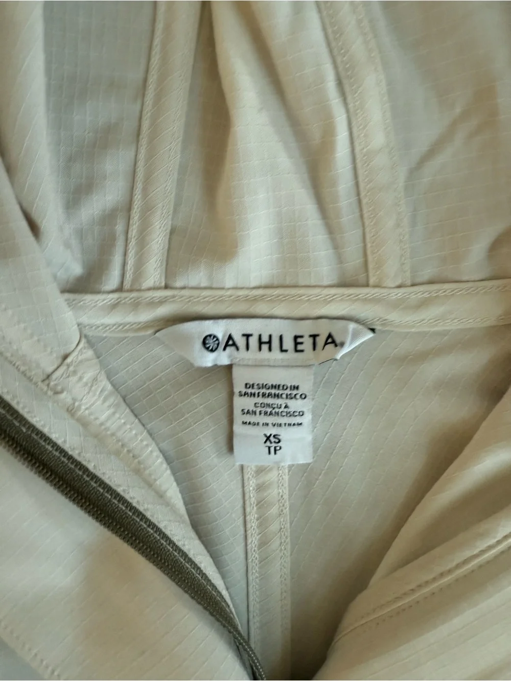 Athleta Cream Lightweight Hooded Utility Anorak